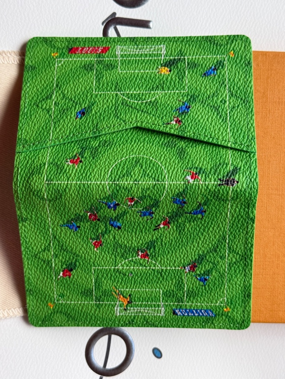 NEW Louis Vuitton Soccer Pocket Organizer Green - Picture 5 of 5